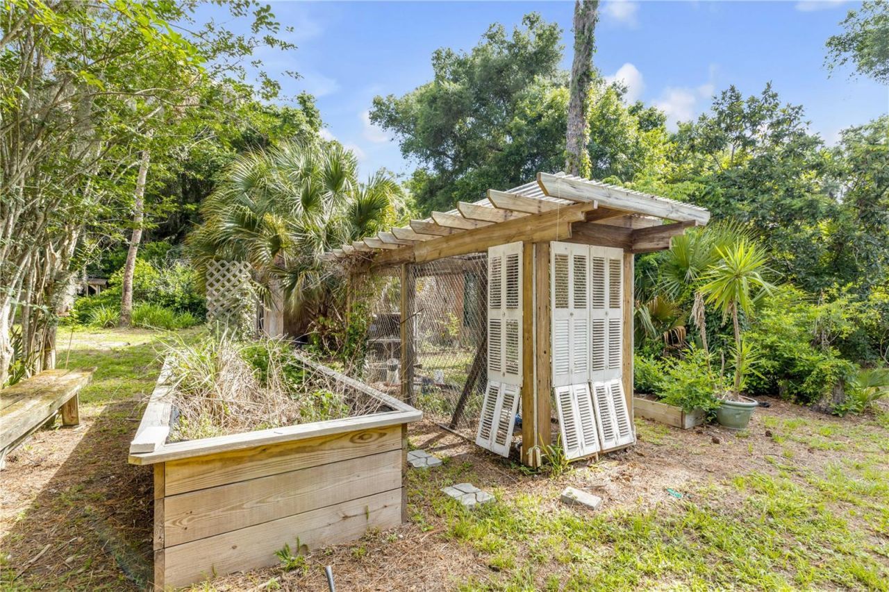233 W Ariel Road, Edgewater, FL 32141 Photo