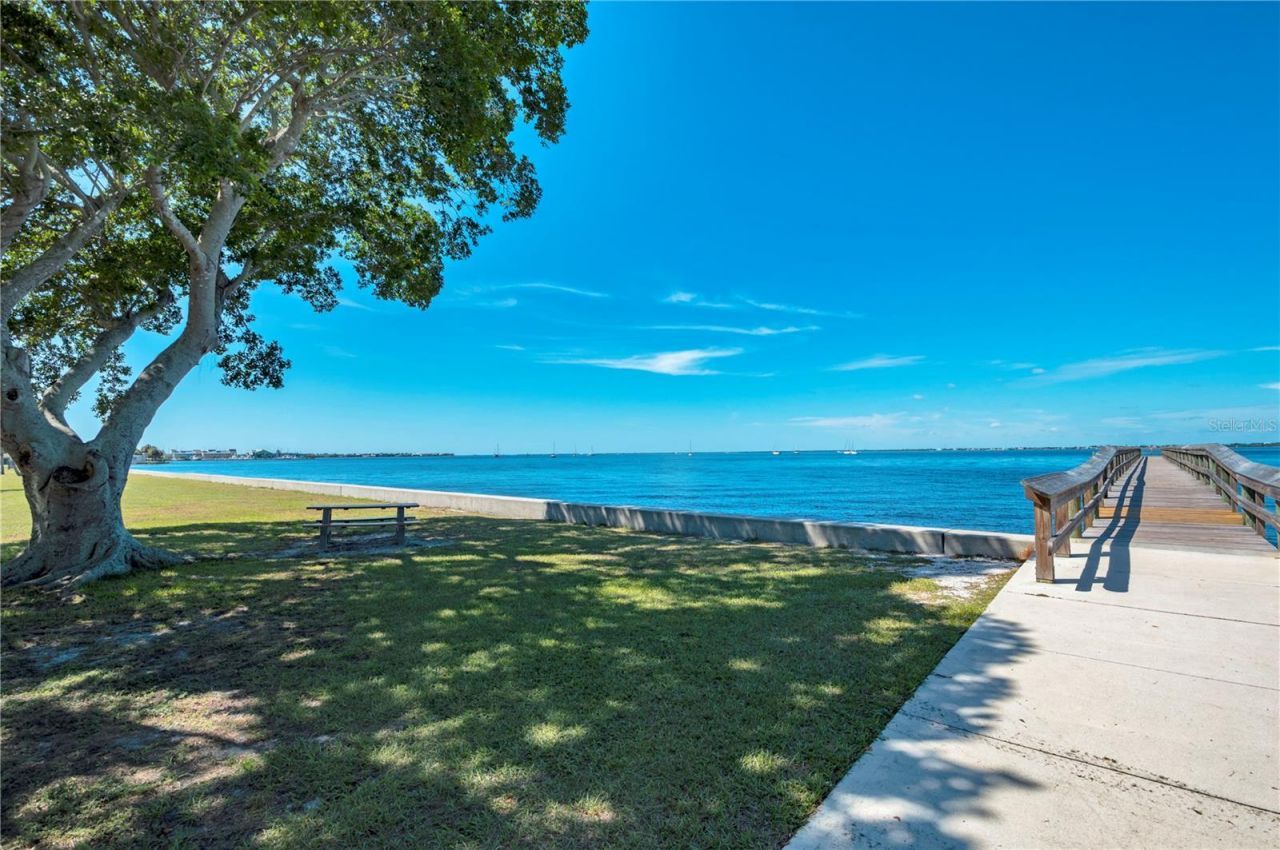 806 E Marion Avenue, Punta Gorda, FL 33950 Photo