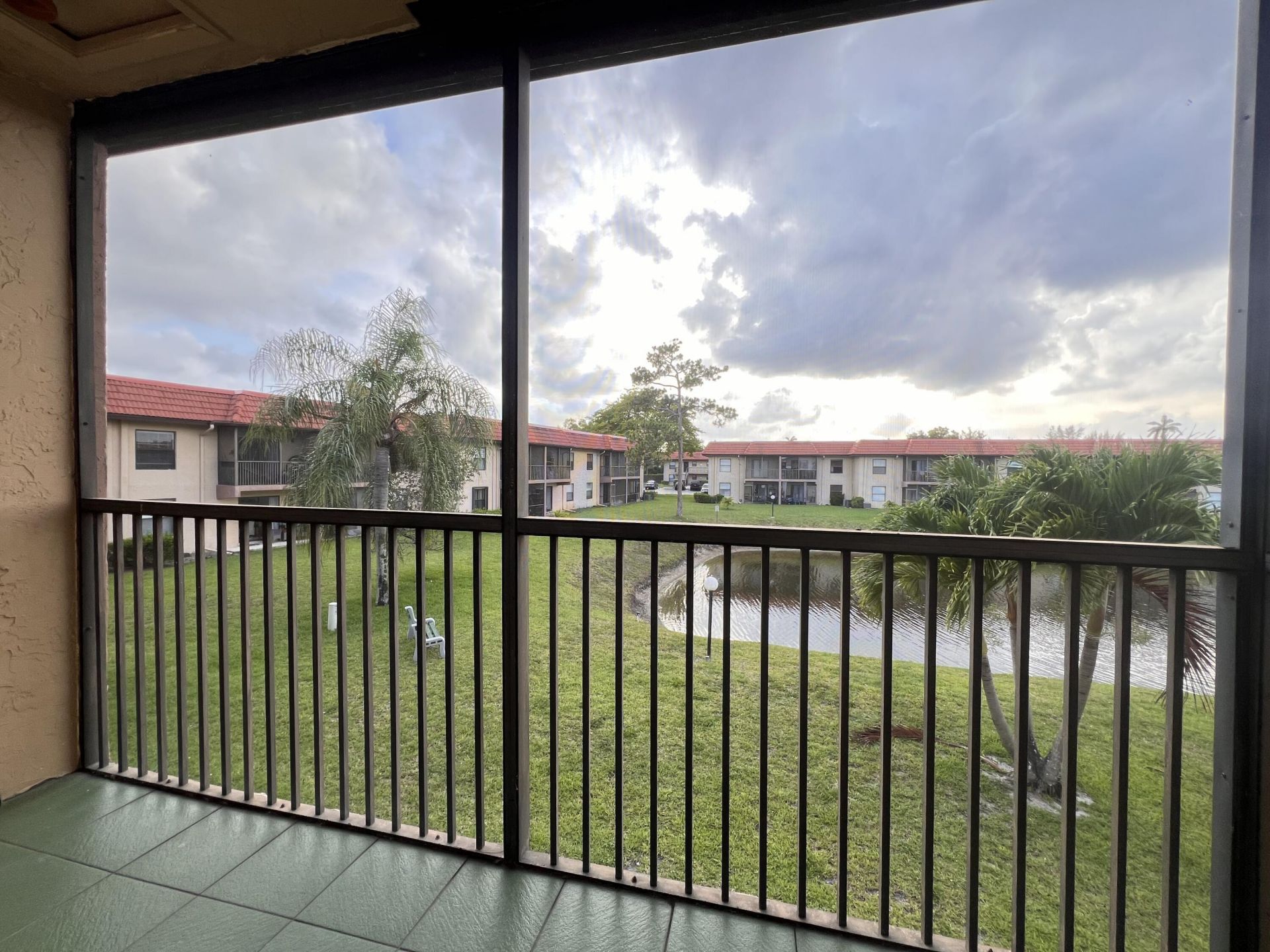 21911 Lake Forest Circle, Unit 206, Boca Raton, FL 33433 Photo