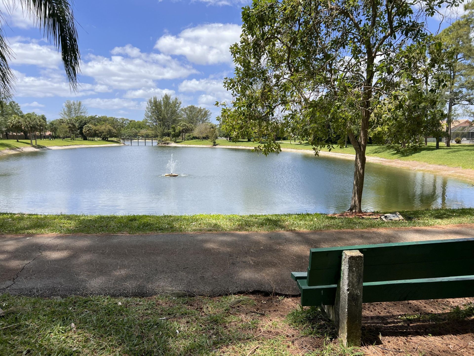 21911 Lake Forest Circle, Unit 206, Boca Raton, FL 33433 Photo