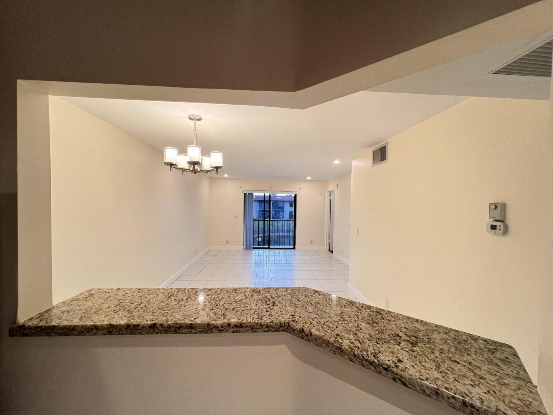 21911 Lake Forest Circle, Unit 206, Boca Raton, FL 33433 Photo
