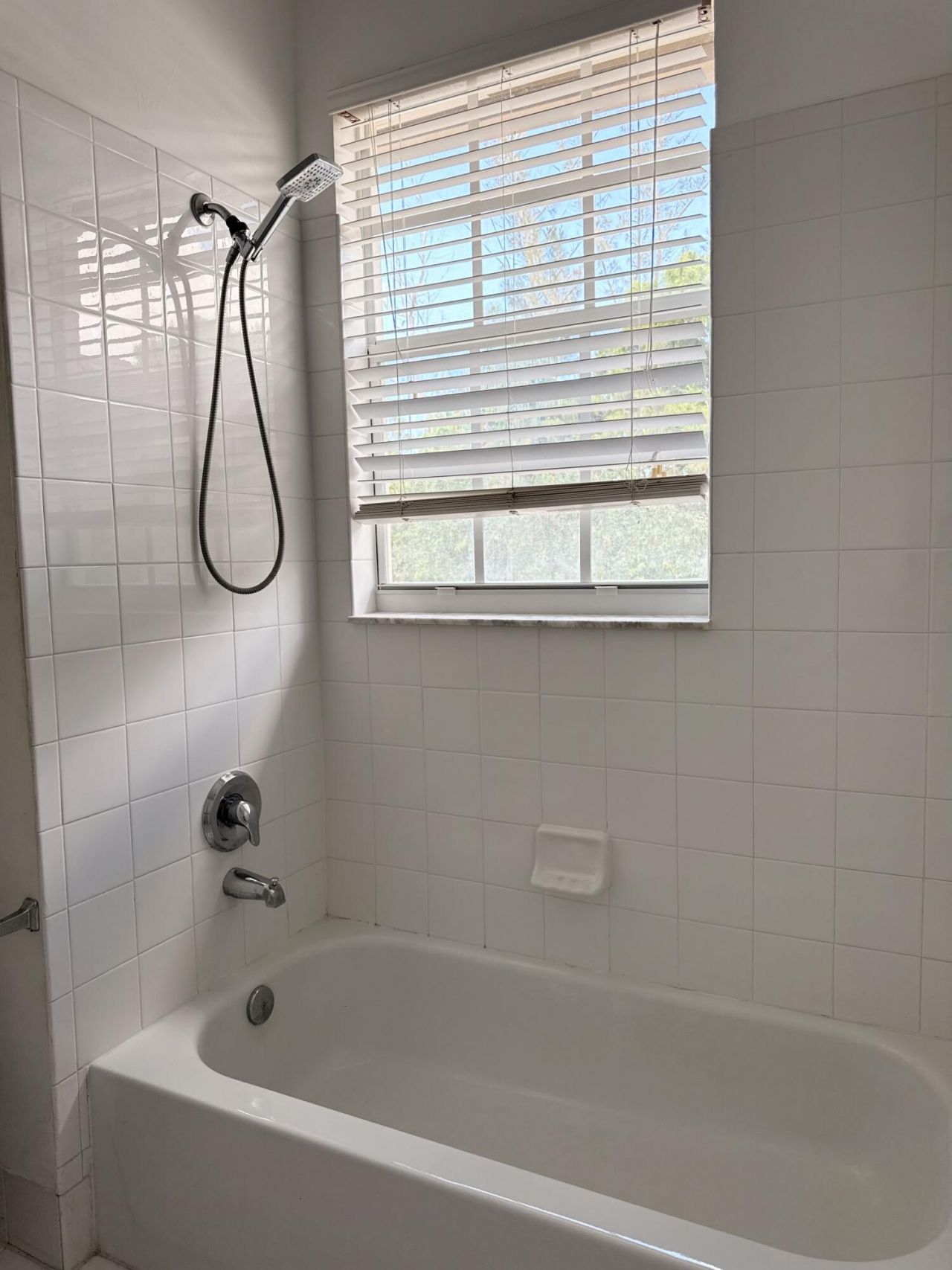 2512 NW 4th Street, Boynton Beach, FL 33426 Photo