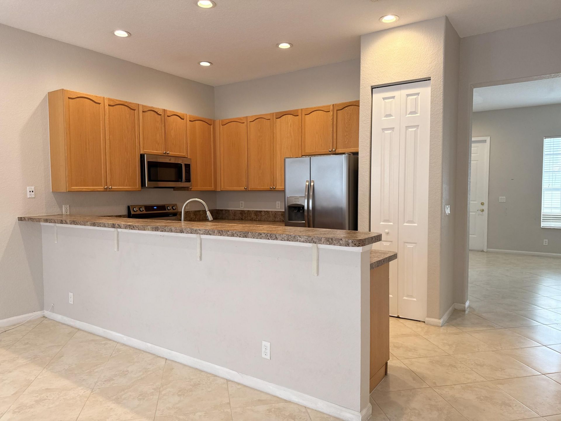 2512 NW 4th Street, Boynton Beach, FL 33426 Photo