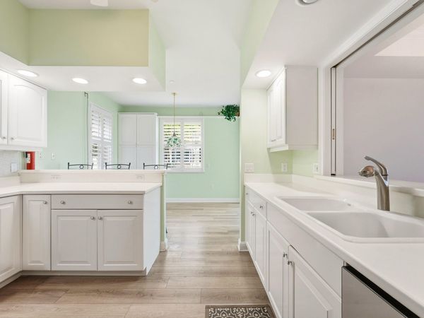 4775 S Harbor Drive, Unit 201, Vero Beach, FL 32967
