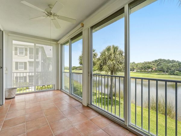 4775 S Harbor Drive, Unit 201, Vero Beach, FL 32967