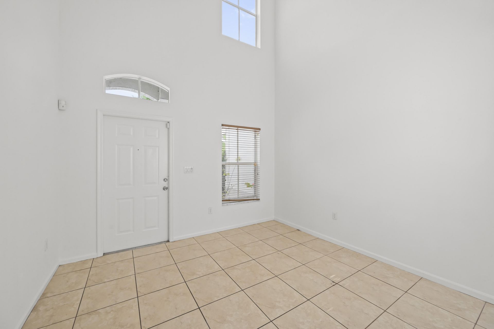 304 N Palm Villas Way, Palm Springs, FL 33461 Photo