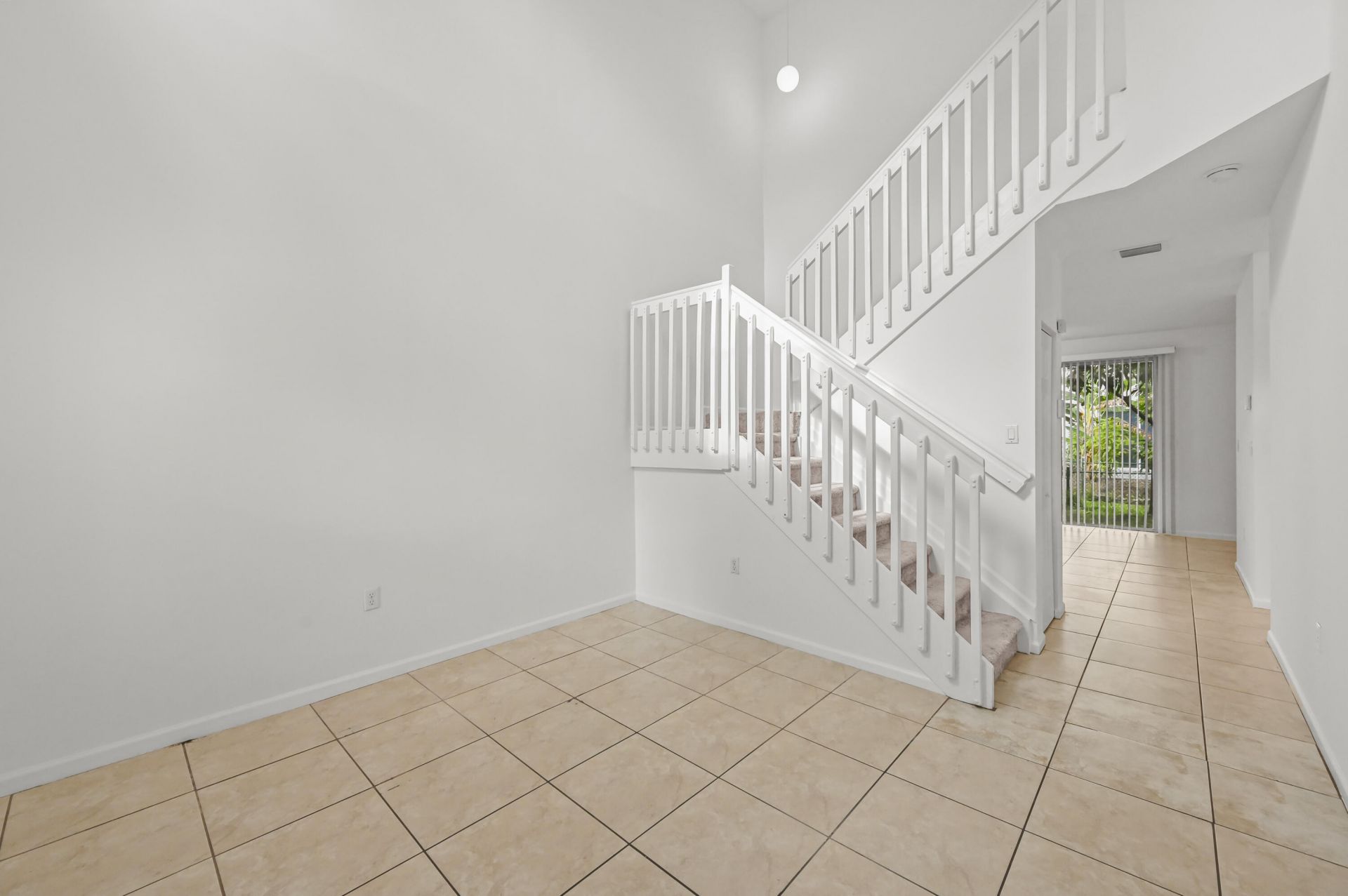 304 N Palm Villas Way, Palm Springs, FL 33461 Photo