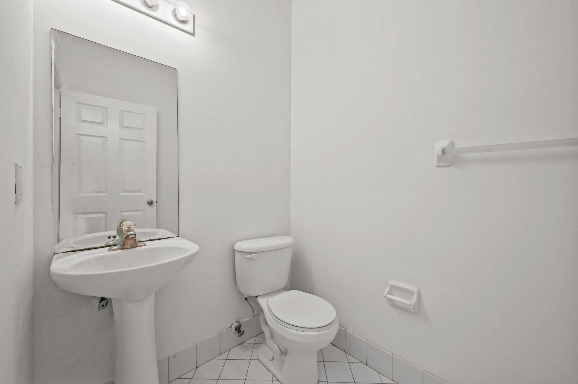 304 N Palm Villas Way, Palm Springs, FL 33461 Photo