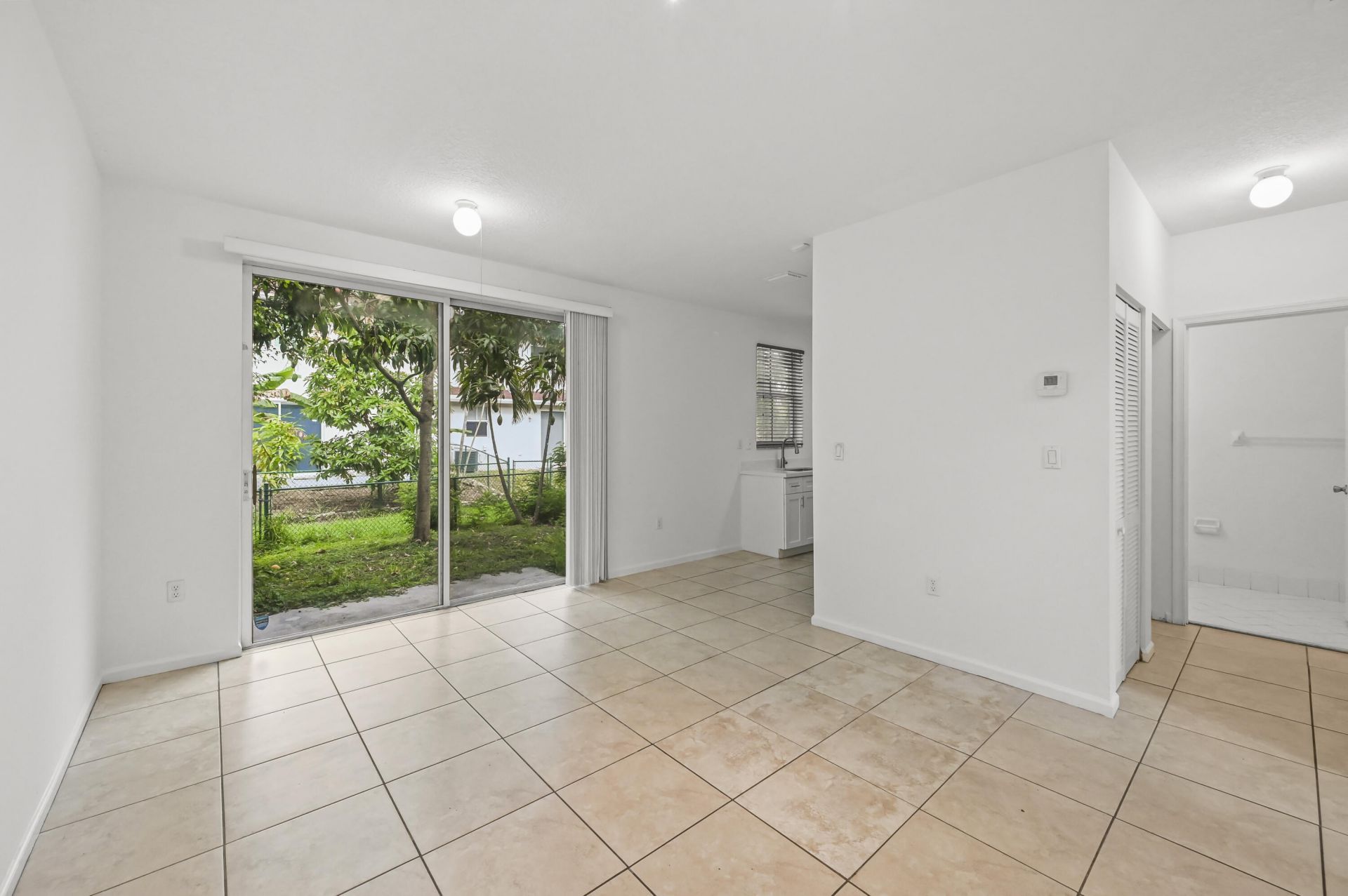 304 N Palm Villas Way, Palm Springs, FL 33461 Photo
