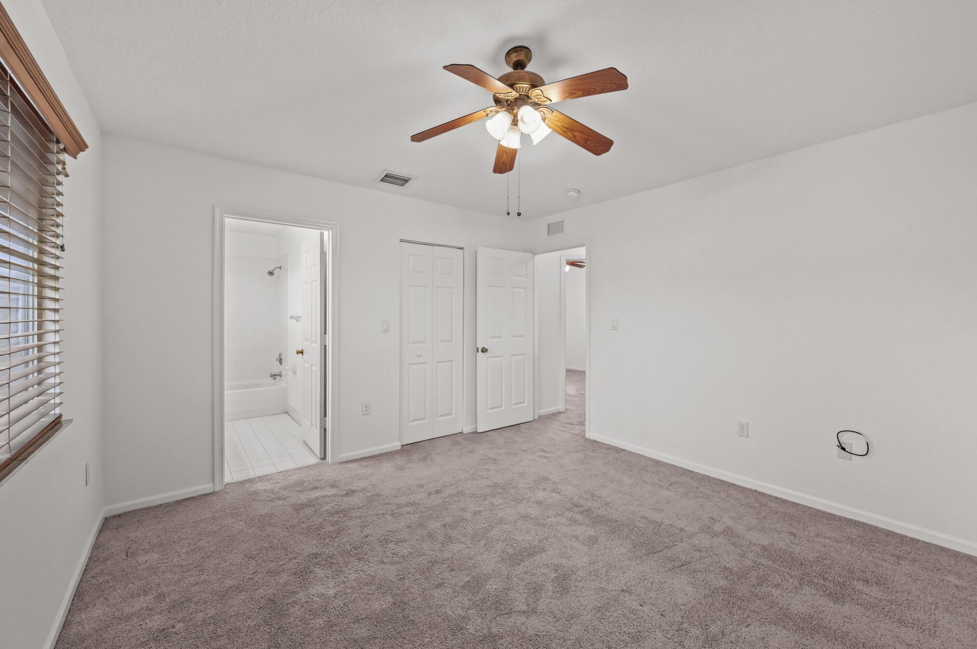 304 N Palm Villas Way, Palm Springs, FL 33461 Photo