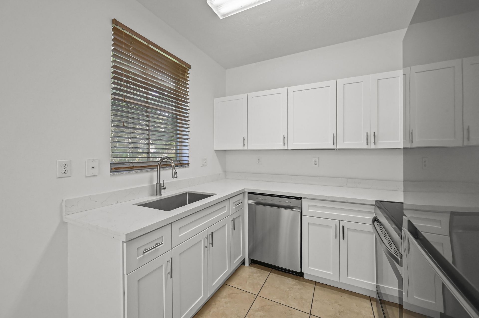 304 N Palm Villas Way, Palm Springs, FL 33461 Photo