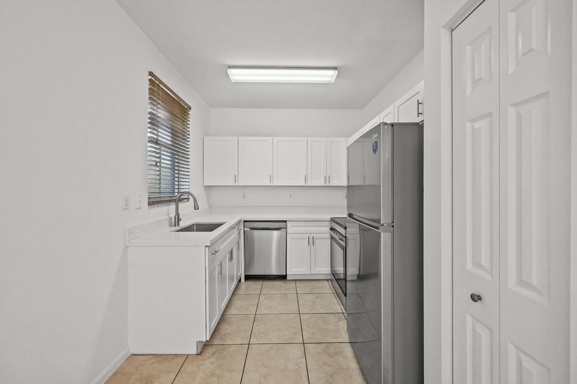 304 N Palm Villas Way, Palm Springs, FL 33461 Photo