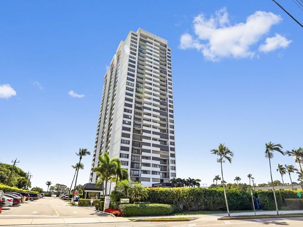 5600 N Flagler Drive, Unit 1106, West Palm Beach, FL 33407