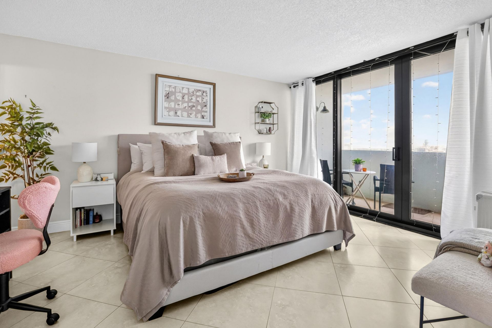5600 N Flagler Drive, Unit 1106, West Palm Beach, FL 33407 Photo