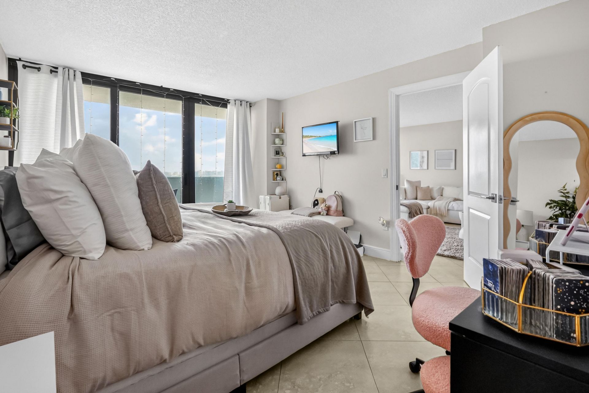 5600 N Flagler Drive, Unit 1106, West Palm Beach, FL 33407 Photo