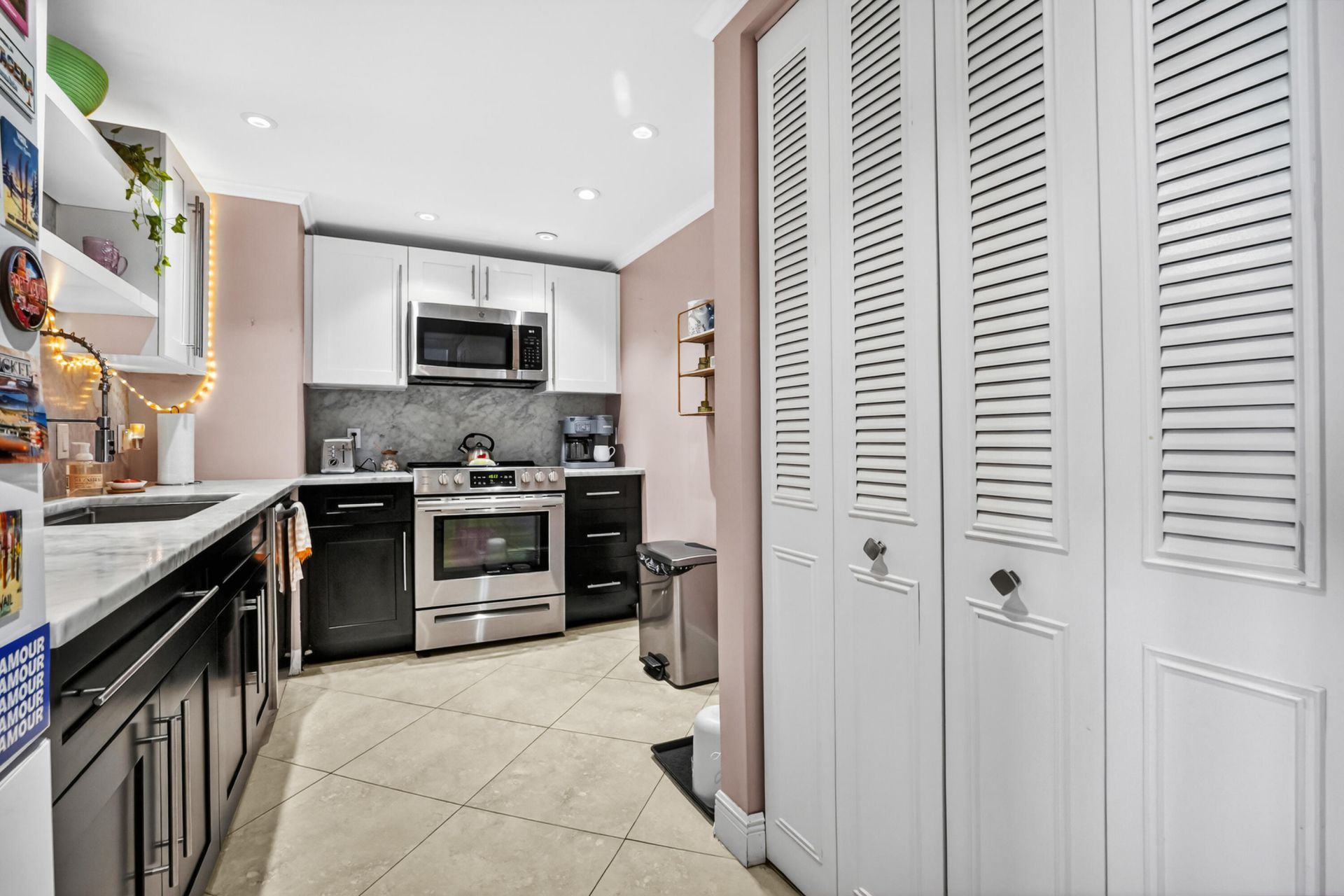 5600 N Flagler Drive, Unit 1106, West Palm Beach, FL 33407 Photo