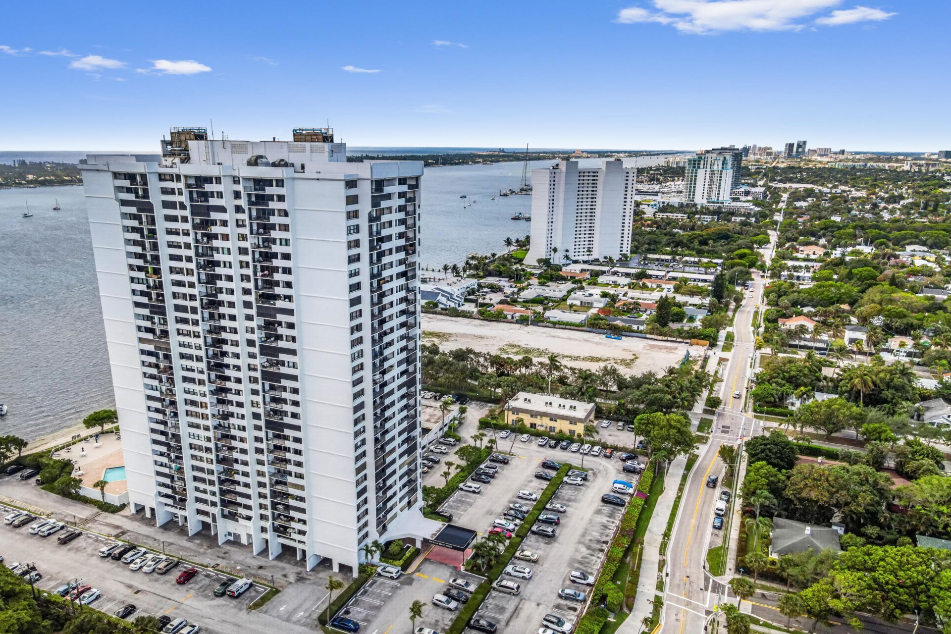 5600 N Flagler Drive, Unit 1106, West Palm Beach, FL 33407 Photo