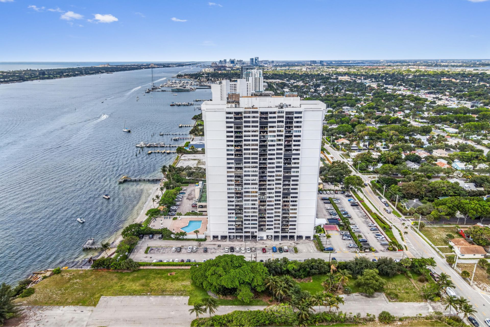 5600 N Flagler Drive, Unit 1106, West Palm Beach, FL 33407 Photo