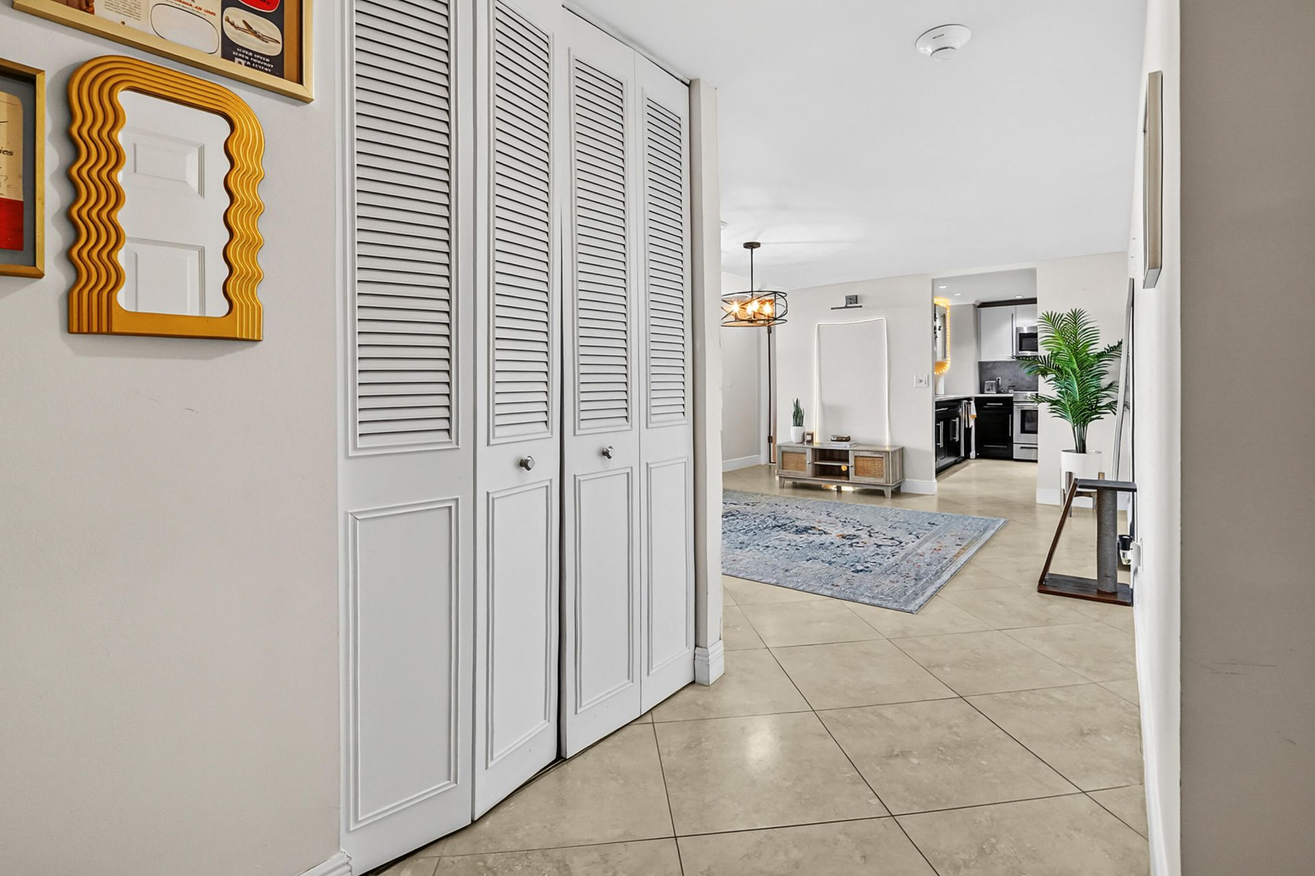 5600 N Flagler Drive, Unit 1106, West Palm Beach, FL 33407 Photo