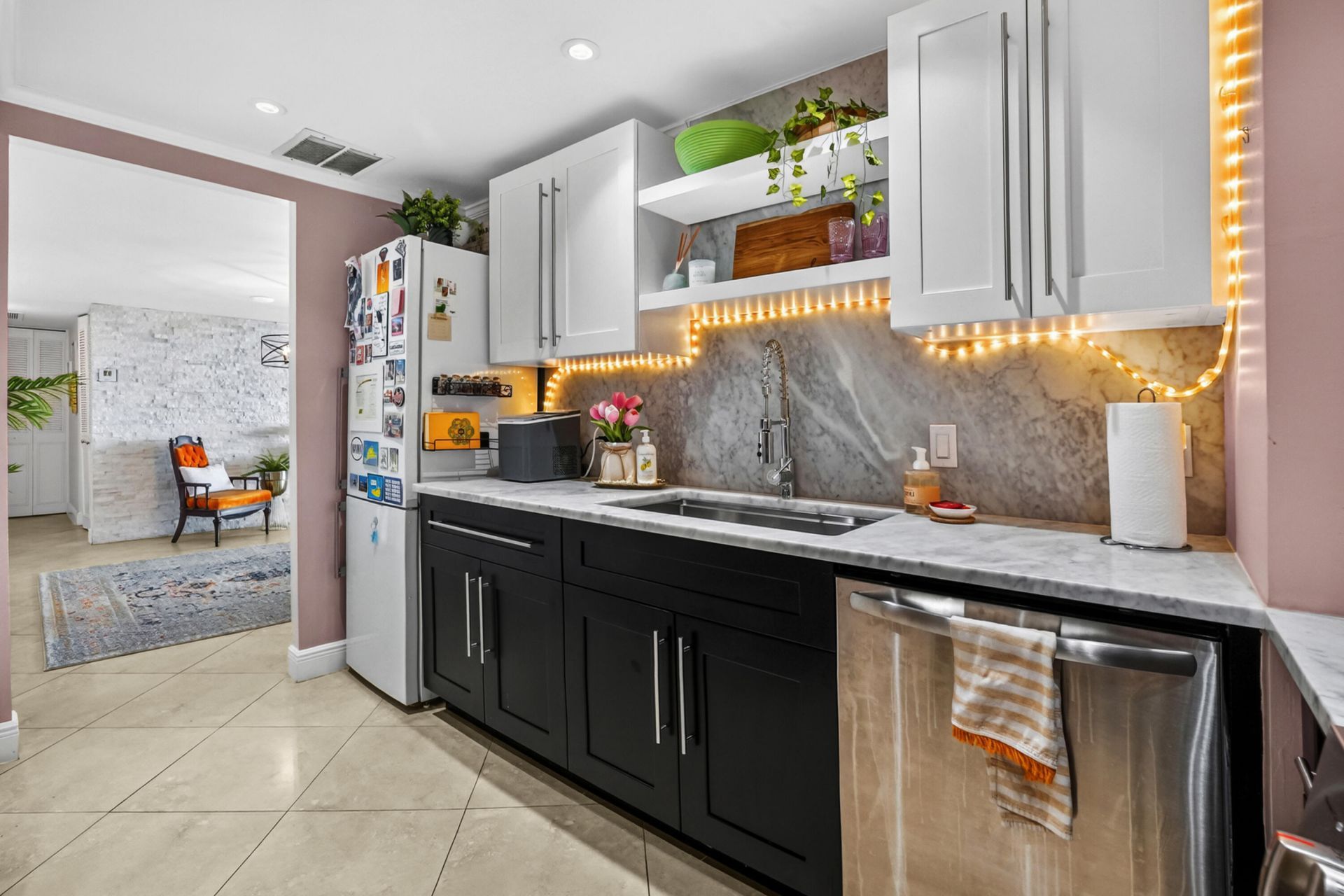 5600 N Flagler Drive, Unit 1106, West Palm Beach, FL 33407 Photo
