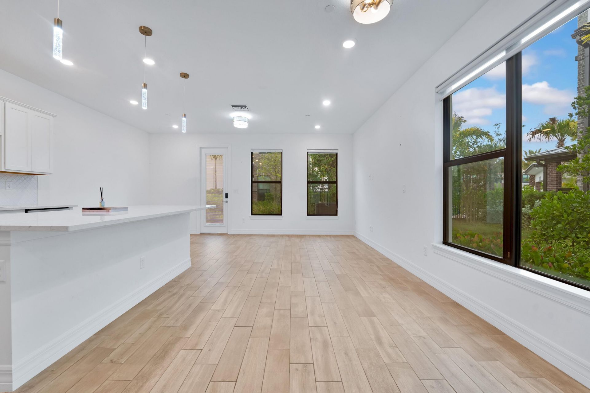 8358 NW 7th Place, Plantation, FL 33324 Photo