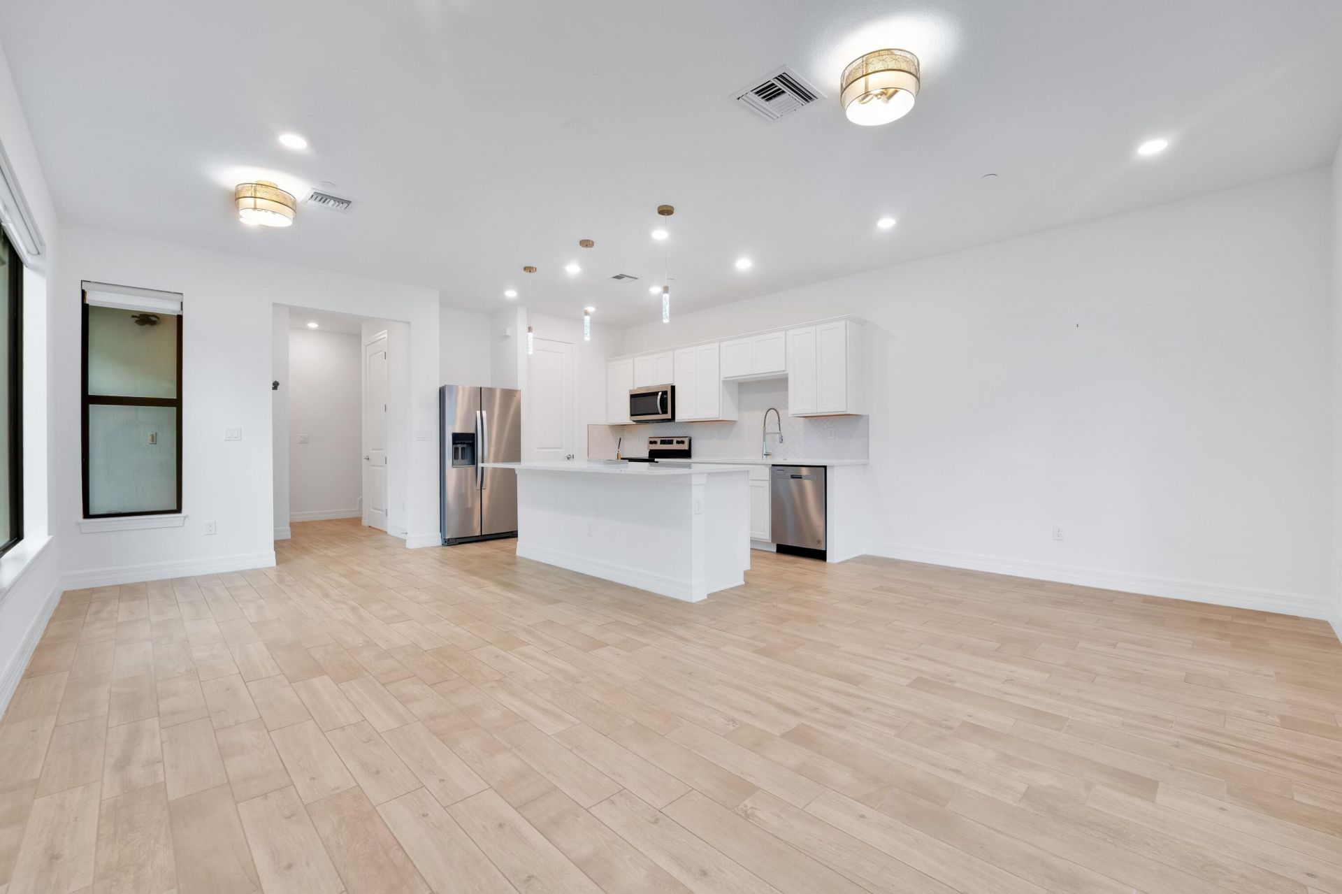 8358 NW 7th Place, Plantation, FL 33324 Photo