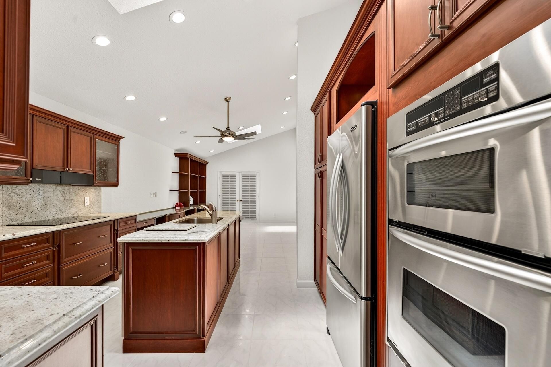 21849 Town Place Drive, Boca Raton, FL 33433 Photo