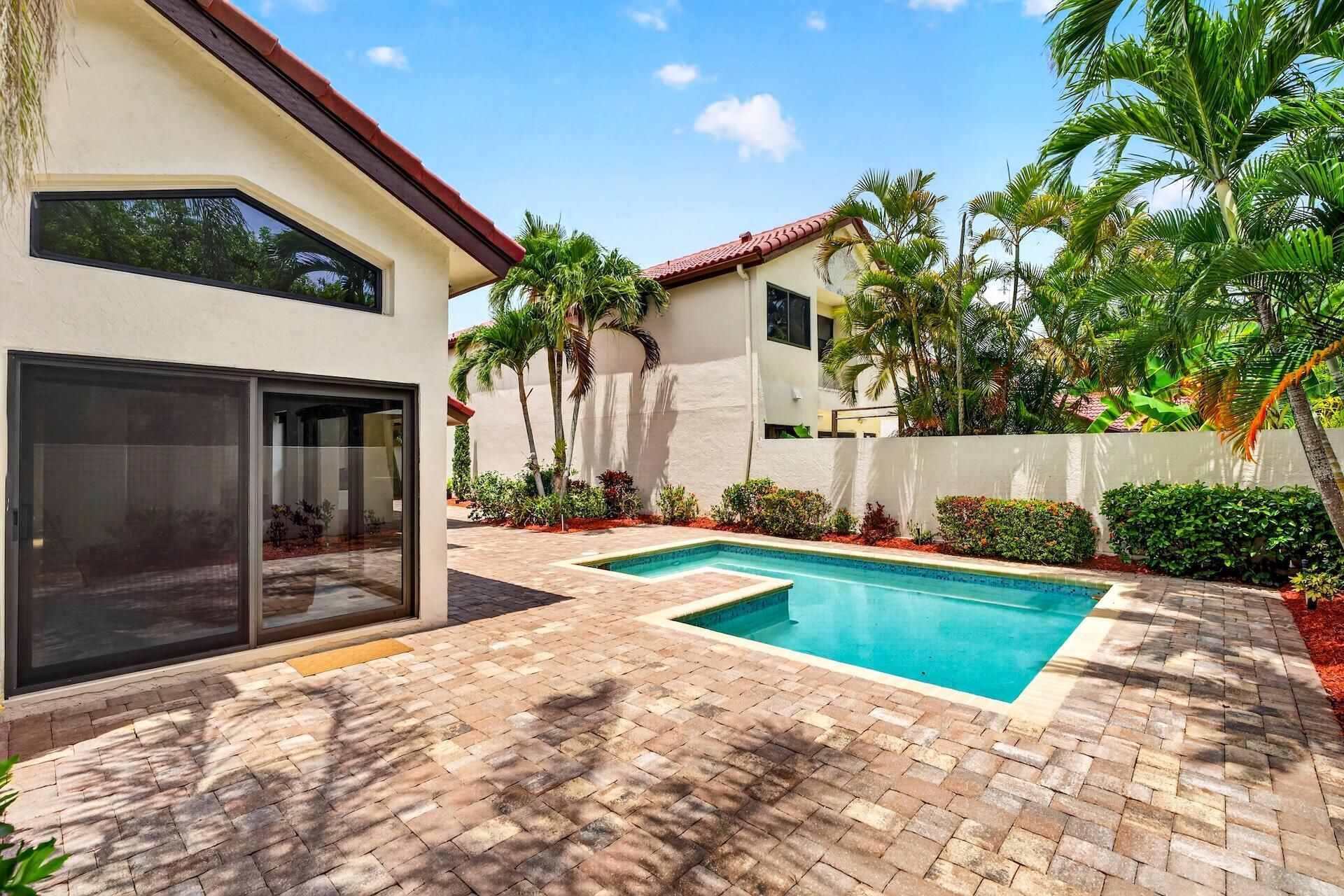 21849 Town Place Drive, Boca Raton, FL 33433 Photo