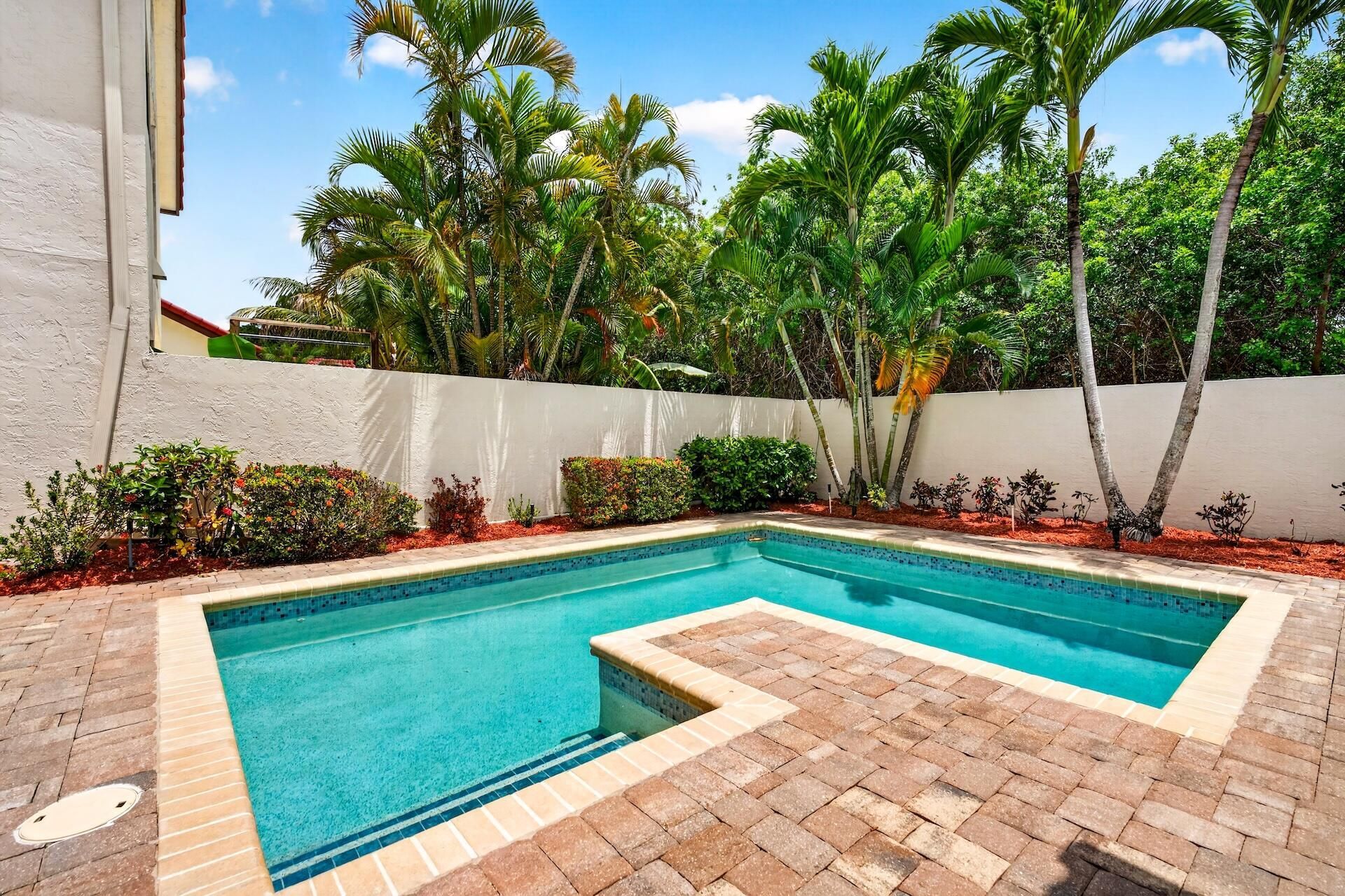 21849 Town Place Drive, Boca Raton, FL 33433 Photo