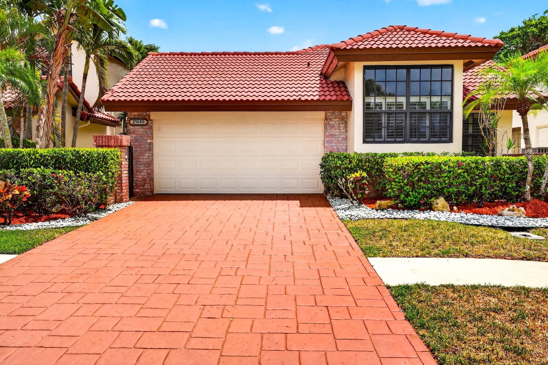 21849 Town Place Drive, Boca Raton, FL 33433 Photo