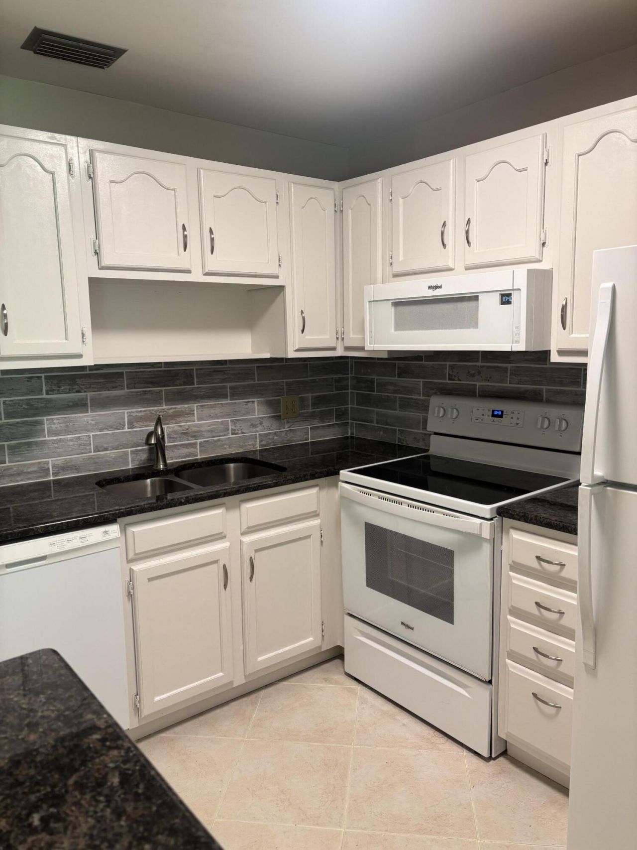 29 Lake Vista Trail, Unit 104, Port Saint Lucie, FL 34952 Photo