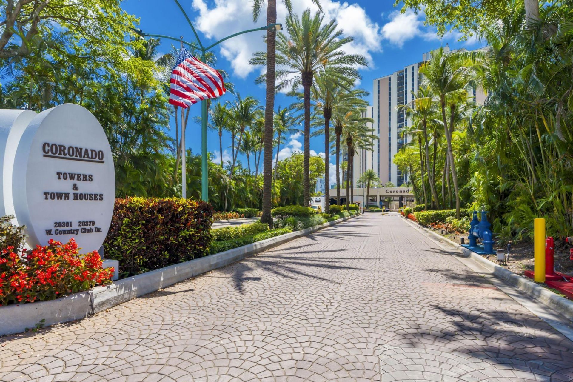20335 W Country Club, Unit 1901, Aventura, FL 33180 Photo