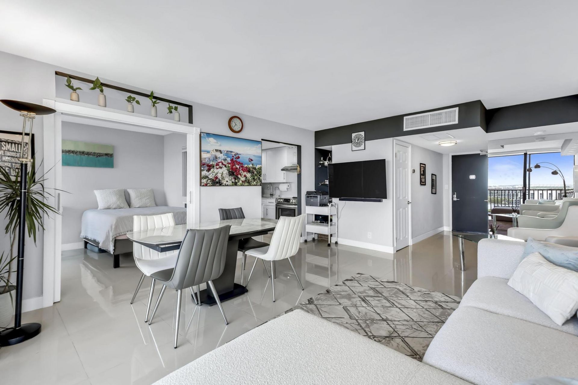 20335 W Country Club, Unit 1901, Aventura, FL 33180 Photo