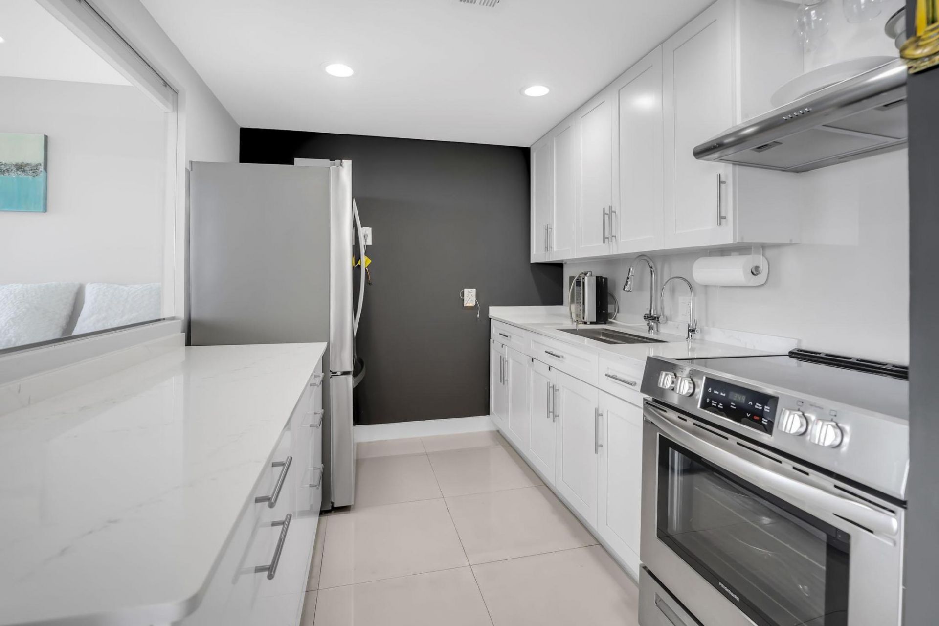 20335 W Country Club, Unit 1901, Aventura, FL 33180 Photo