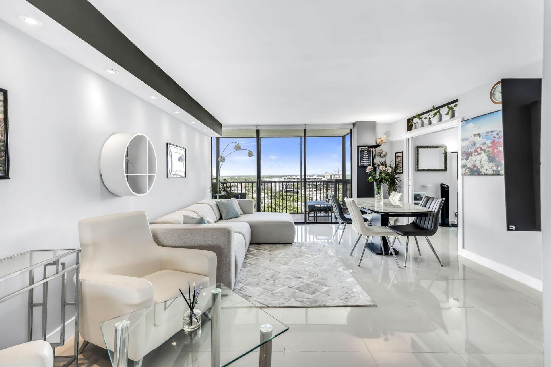 20335 W Country Club, Unit 1901, Aventura, FL 33180 Photo