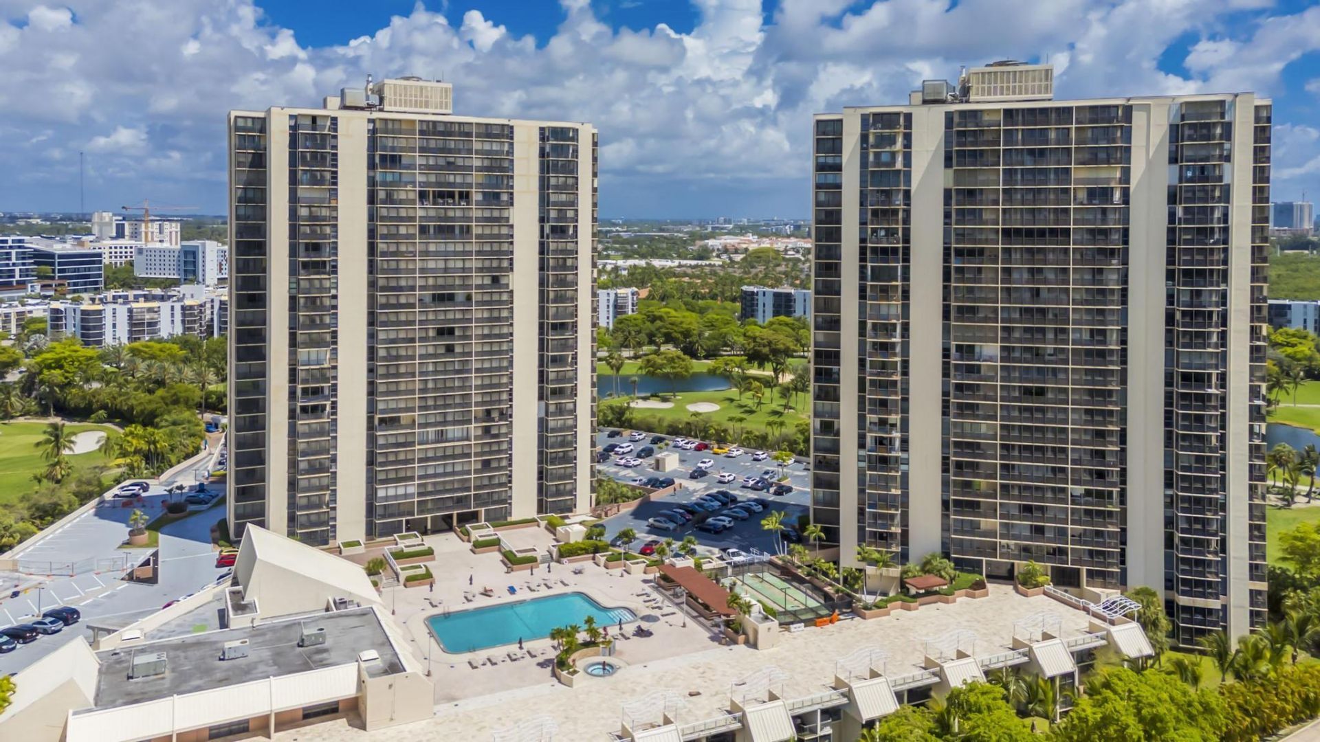 20335 W Country Club, Unit 1901, Aventura, FL 33180 Photo