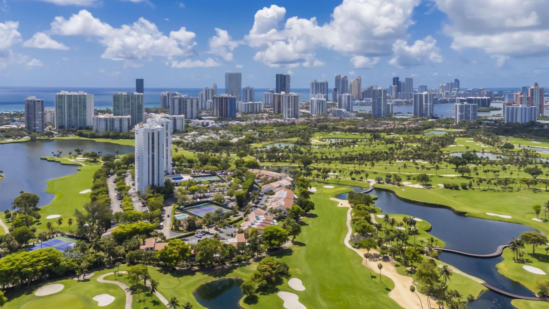 20335 W Country Club, Unit 1901, Aventura, FL 33180 Photo