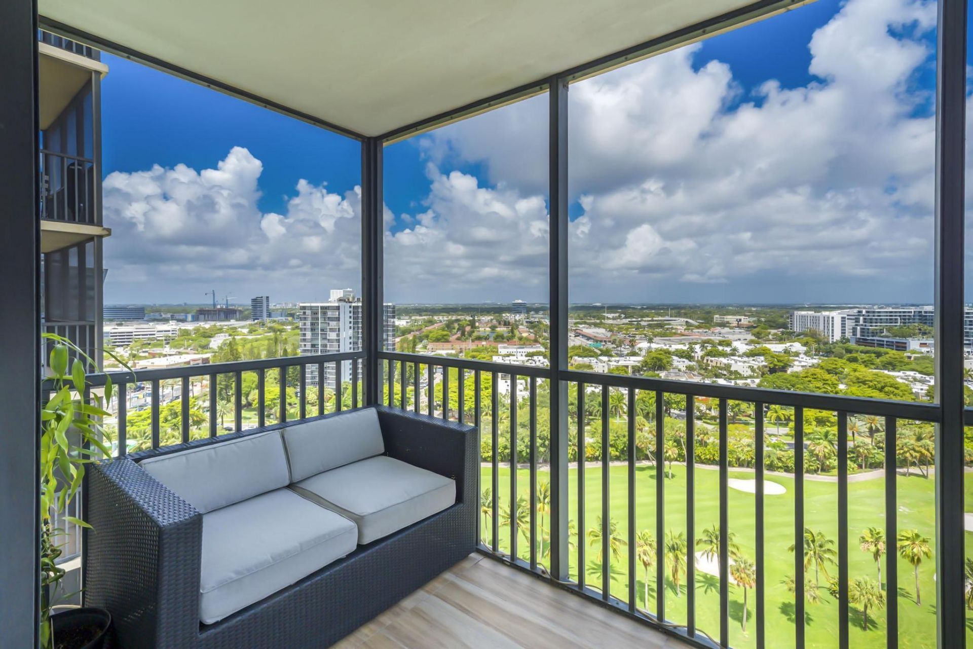 20335 W Country Club, Unit 1901, Aventura, FL 33180 Photo