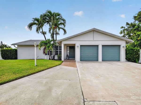 2277 Summit Boulevard, West Palm Beach, FL 33406