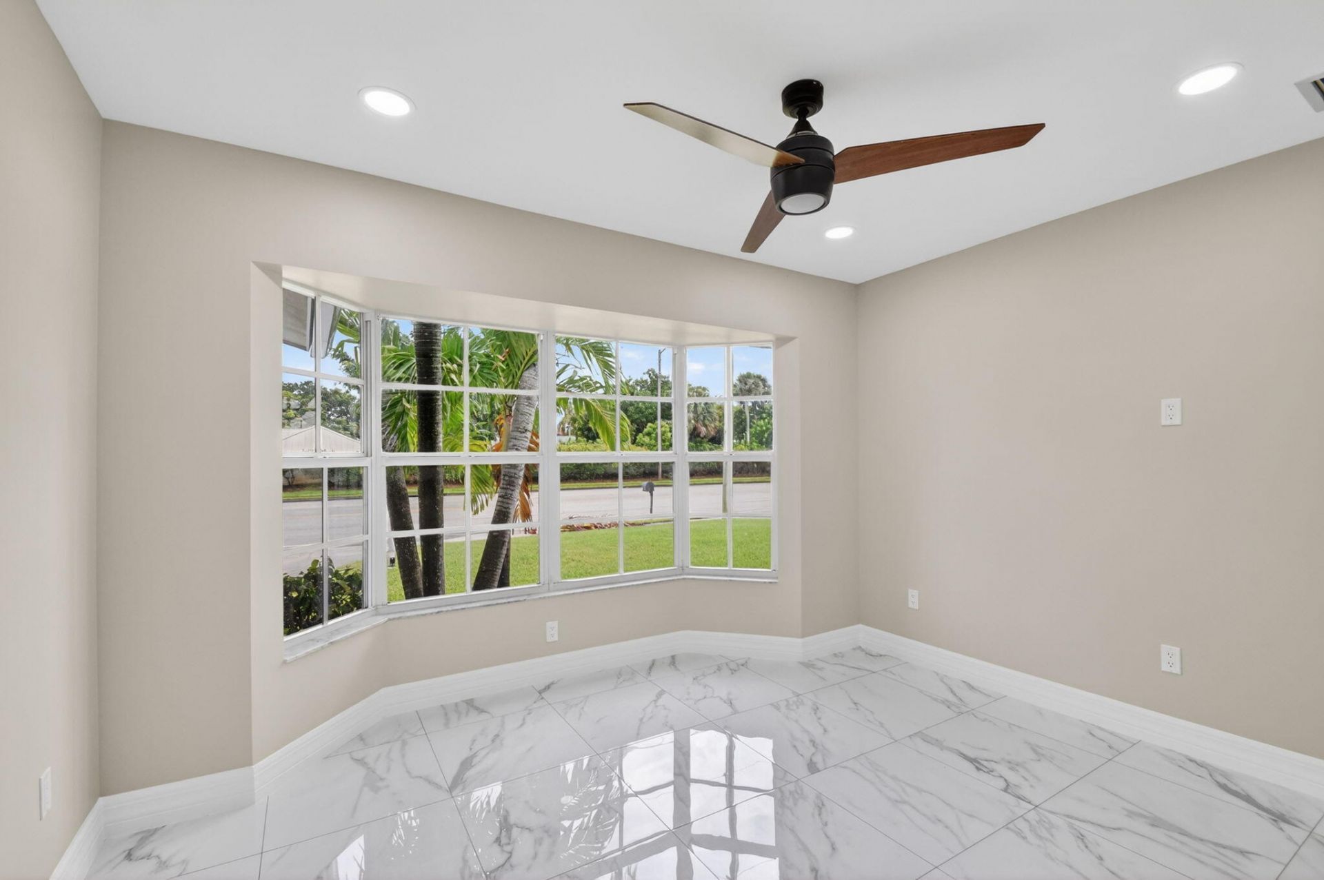 2277 Summit Boulevard, West Palm Beach, FL 33406 Photo