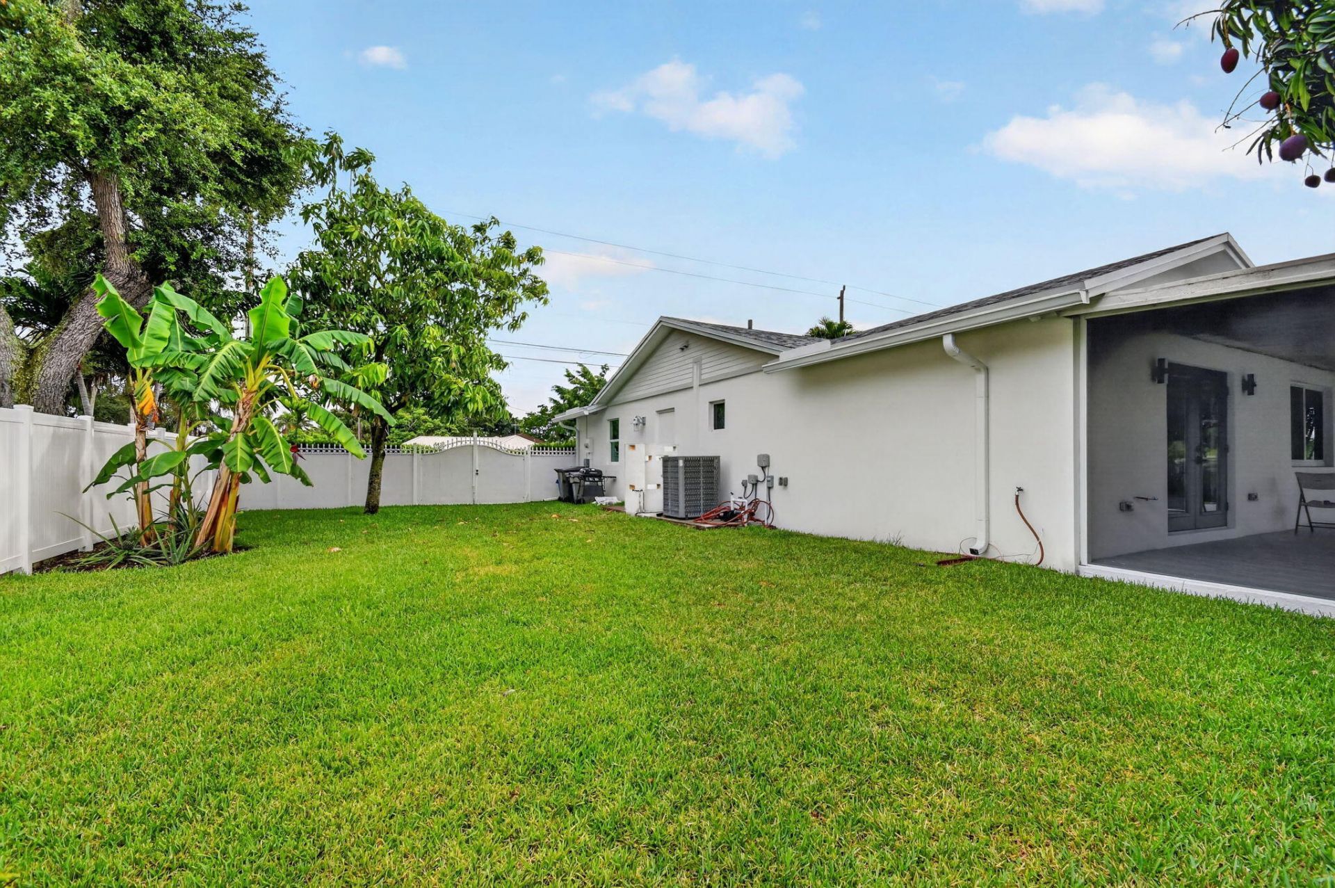 2277 Summit Boulevard, West Palm Beach, FL 33406 Photo