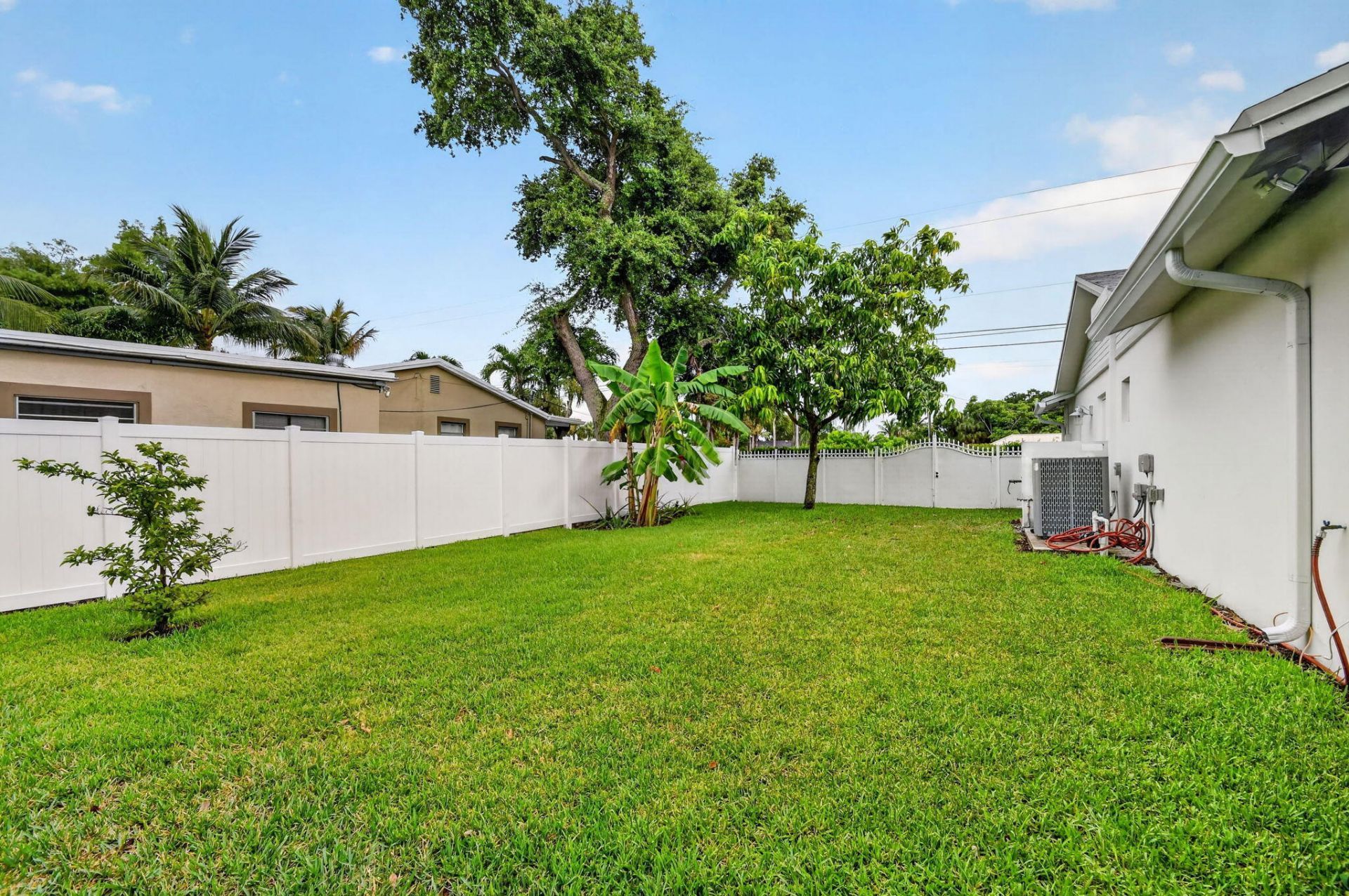 2277 Summit Boulevard, West Palm Beach, FL 33406 Photo