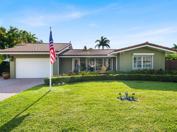 1755 E Terra Mar Drive, Lauderdale-By-The-Sea, FL 33062