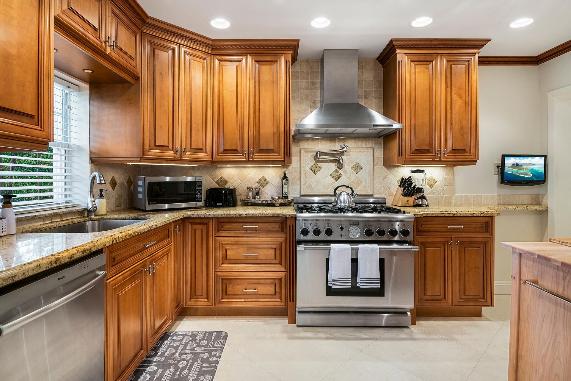 1755 E Terra Mar Drive, Lauderdale by the Sea, FL 33062 Photo