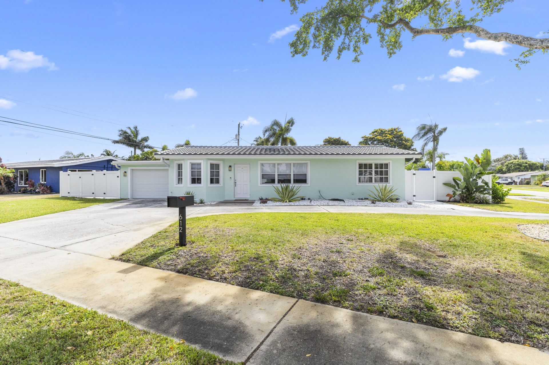 612 SE 10th Avenue, Deerfield Beach, FL 33441 Photo