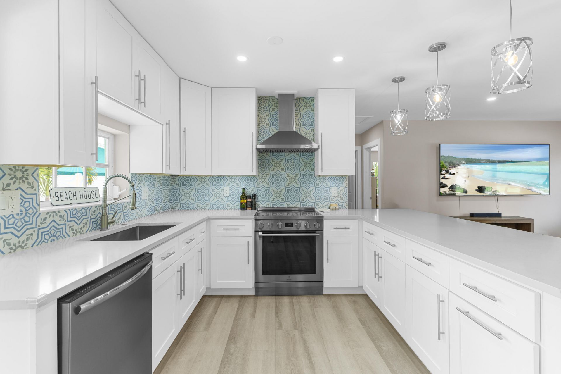 612 SE 10th Avenue, Deerfield Beach, FL 33441 Photo