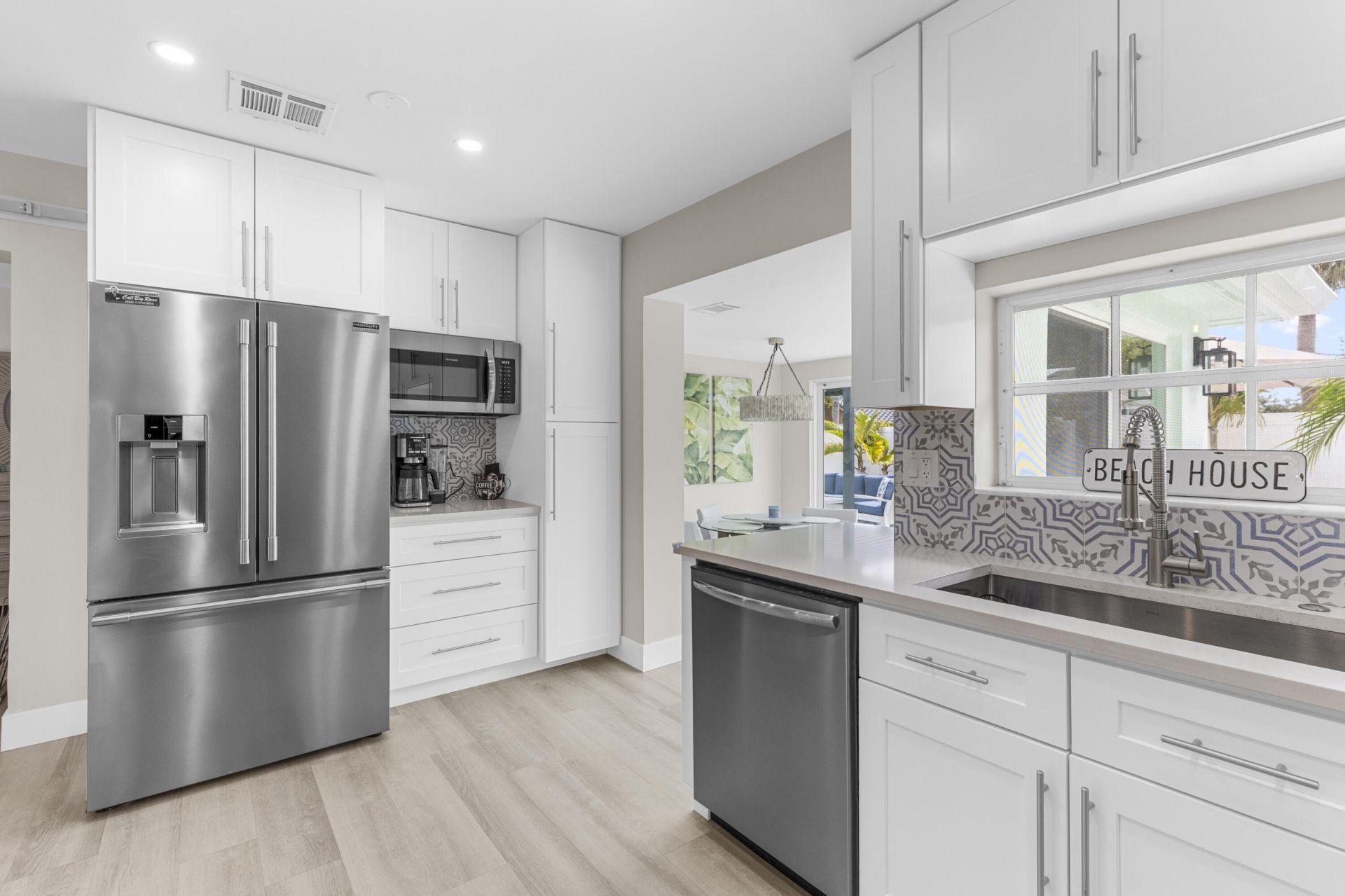 612 SE 10th Avenue, Deerfield Beach, FL 33441 Photo