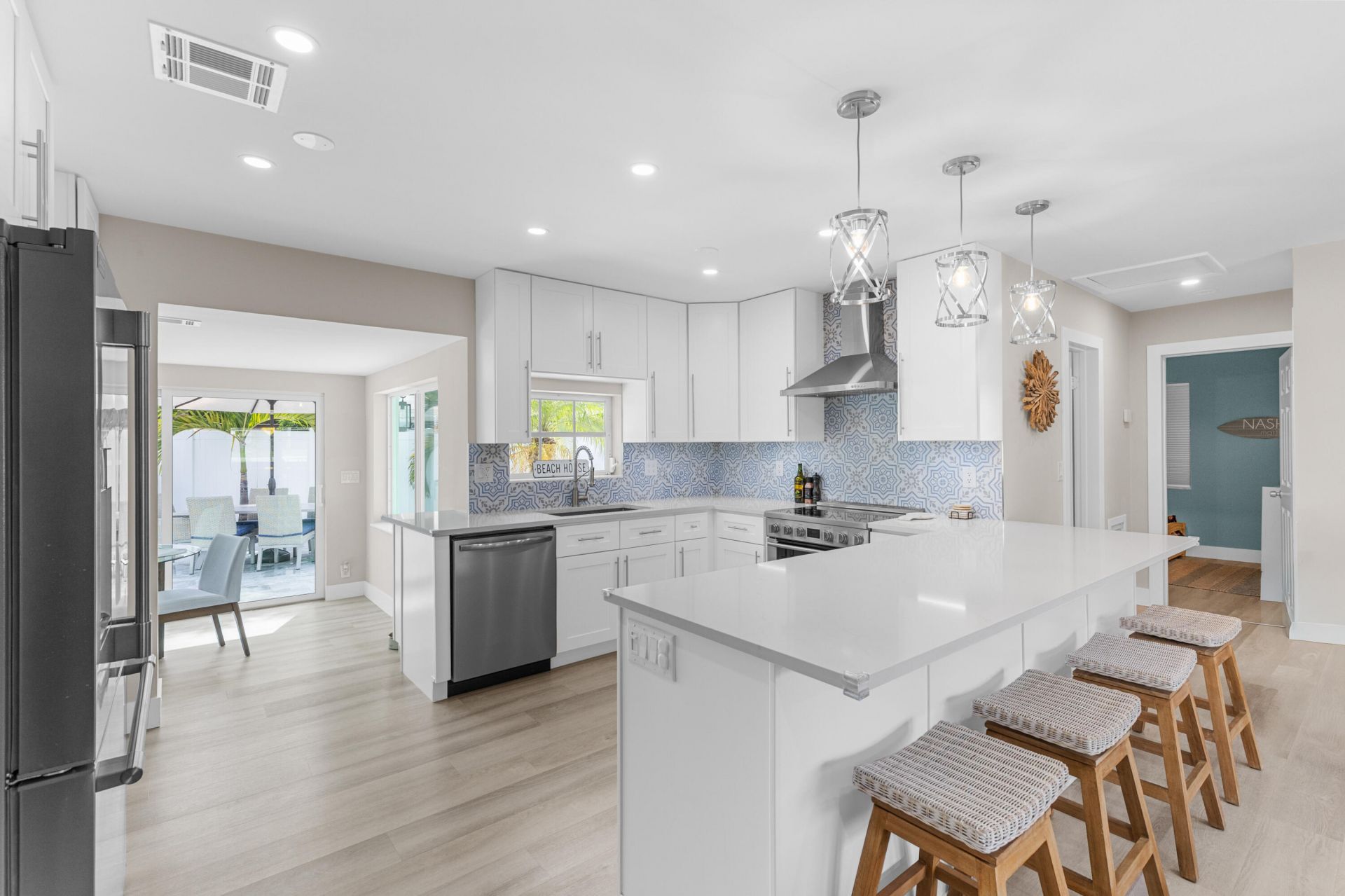612 SE 10th Avenue, Deerfield Beach, FL 33441 Photo