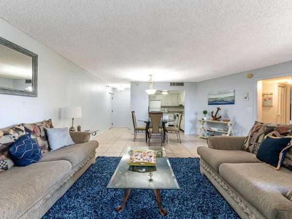 2800 N Ocean Drive, Unit A-2b, Singer Island, FL 33404