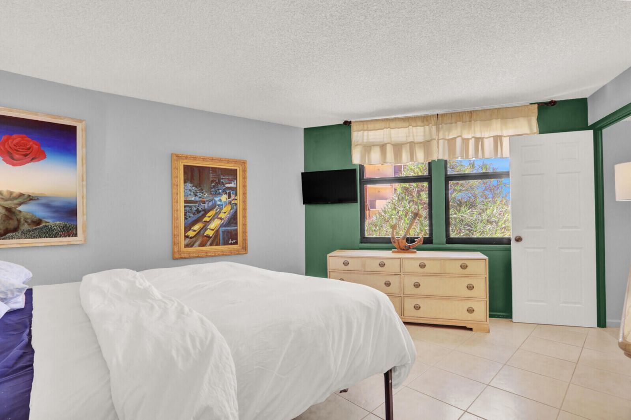 2800 N Ocean Drive, Unit A-2b, Singer Island, FL 33404 Photo